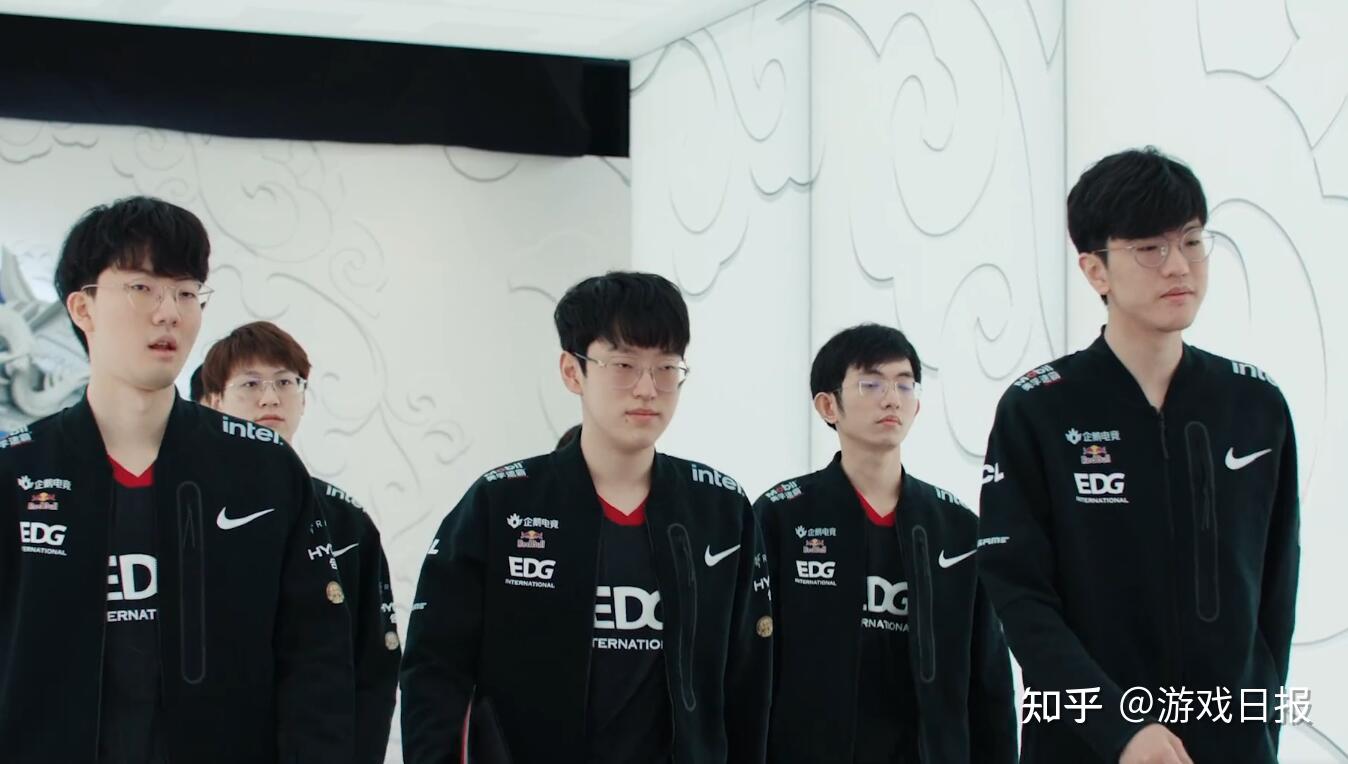 掀起了一股 掀起了一股