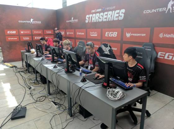 无论是在进 无论是在进