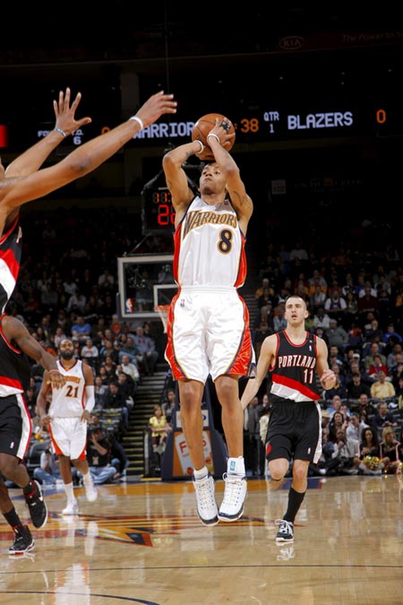 队阵容的增 队阵容的增